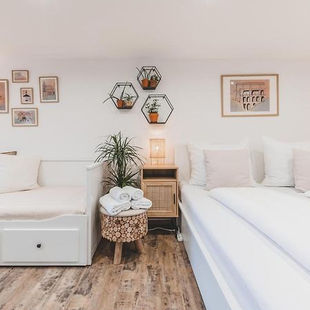 Český Krumlov Konekt Apartment מראה חיצוני תמונה