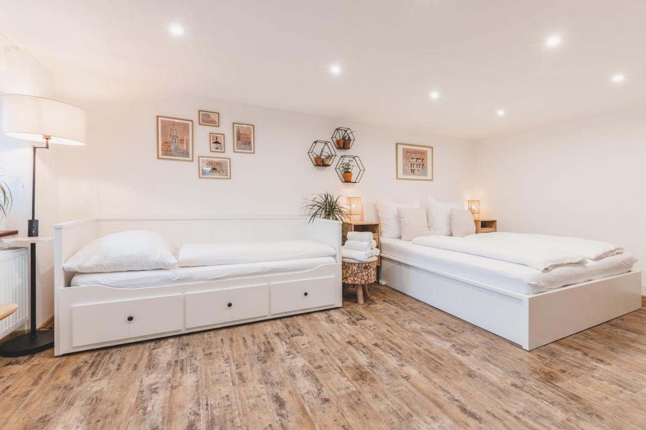 Český Krumlov Konekt Apartment מראה חיצוני תמונה